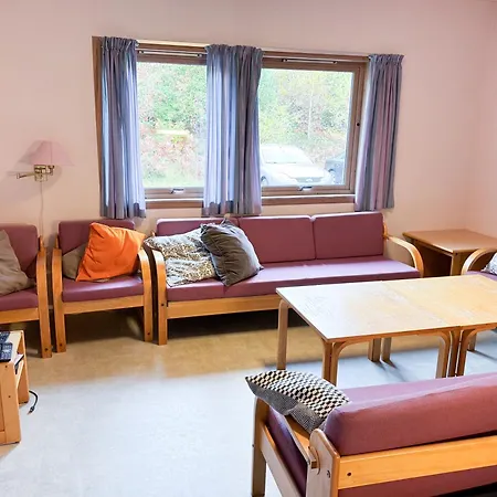 Agder Folkehogskole - * Kristiansand